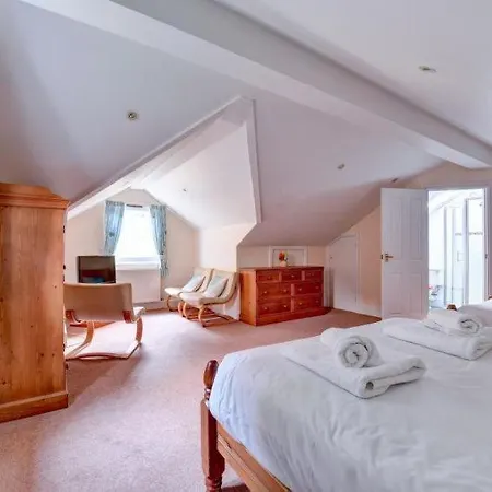 Semesterbostad Sleeps 10 Wifi Elterwater
